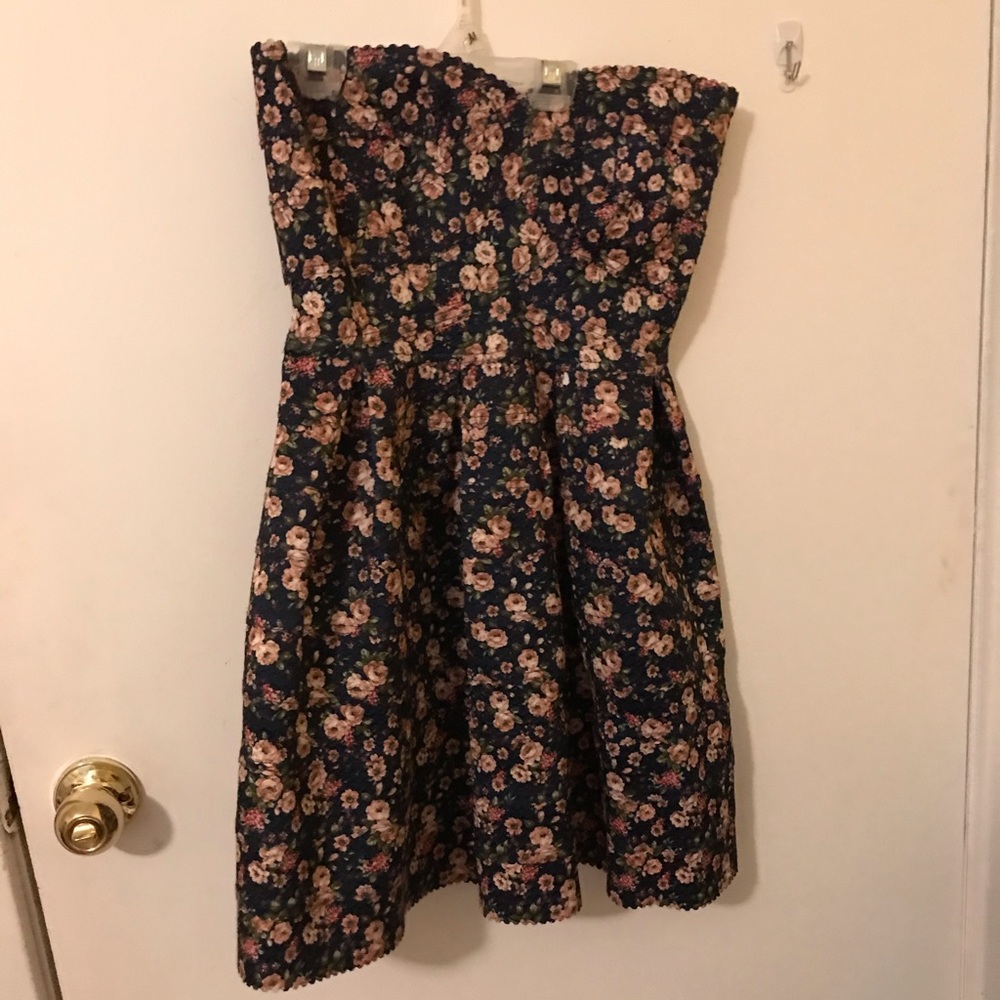 Navy Floral print Sans Souci strapless dress